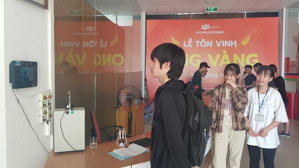 Sử dụng BiFace điểm danh khuôn mặt cho sinh viên trường FPT Polytechnic 2 su dung biface diem danh khuon mat cho sinh vien truong fpt polytechnic 2999